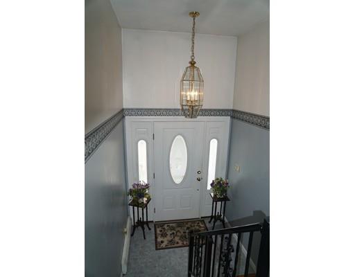 95 Angell St, Fall River, MA 02721 photo 2