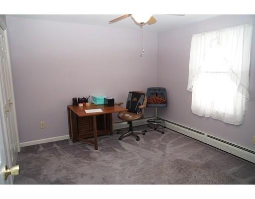 95 Angell St, Fall River, MA 02721 photo 9