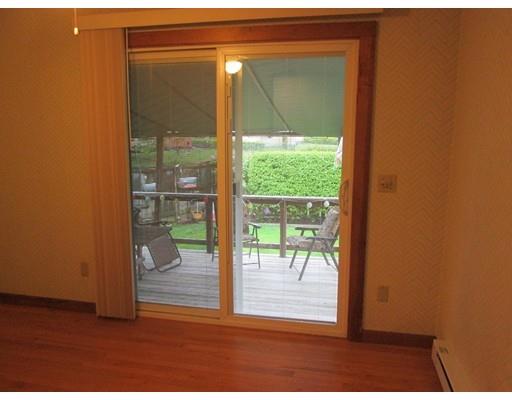 20 Overlook Dr, Florence, MA 01062 photo 8