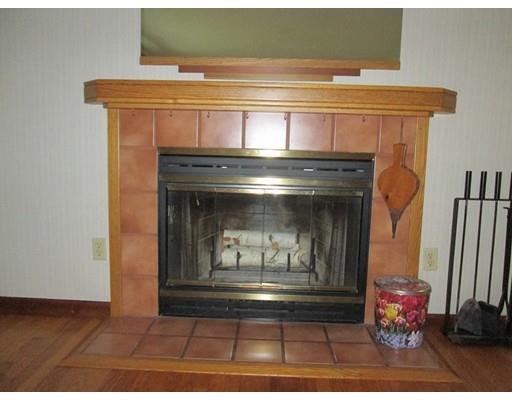 20 Overlook Dr, Florence, MA 01062 photo 10