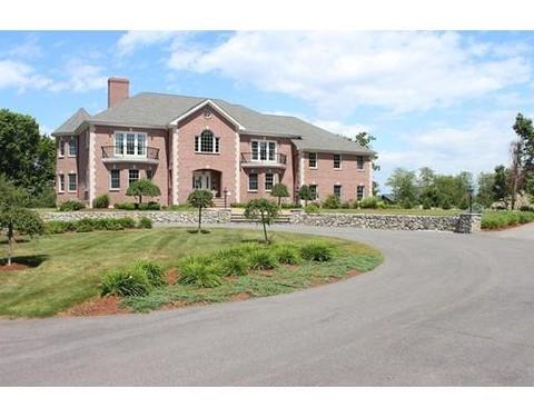27 Baker Hill Dr, Hingham, MA 02043 photo 2