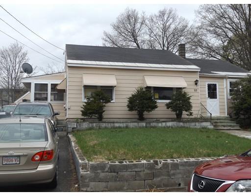 93 Canton St, Lowell, MA 01851