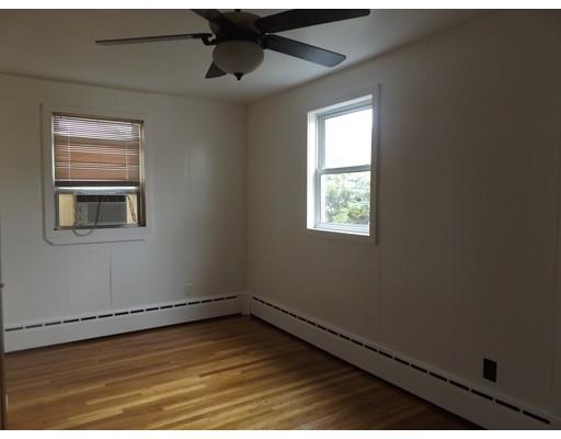  93 Canton St, Lowell, MA 01851 photo 8