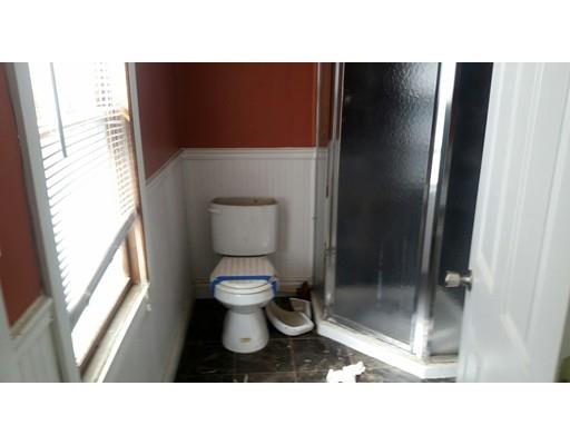 211 Hamilton St, Worcester, MA 01604 photo 7