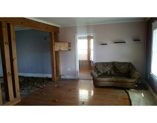 211 Hamilton St, Worcester, MA 01604 photo 6