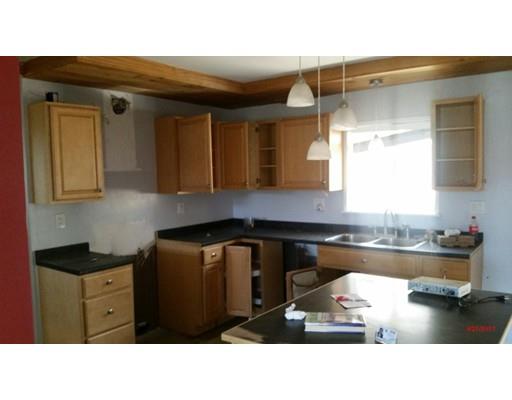 211 Hamilton St, Worcester, MA 01604 photo 5