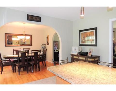 84 Hartwick St, Springfield, MA 01108 photo 7