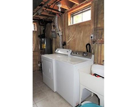 84 Hartwick St, Springfield, MA 01108 photo 25