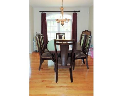 84 Hartwick St, Springfield, MA 01108 photo 8