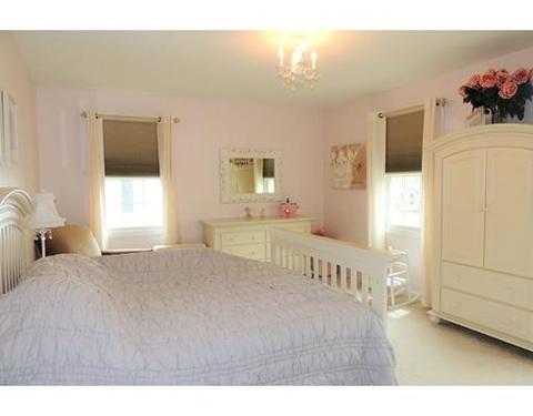 84 Hartwick St, Springfield, MA 01108 photo 11