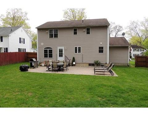 84 Hartwick St, Springfield, MA 01108 photo 28