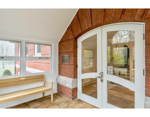 66 Haskell St #2S, Beverly, MA 01915 photo 2