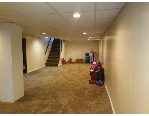 44 Boucher Cir, Chicopee, MA 01020 photo 22