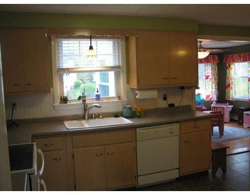 149 Summer St, Danvers, MA 01923 photo 2
