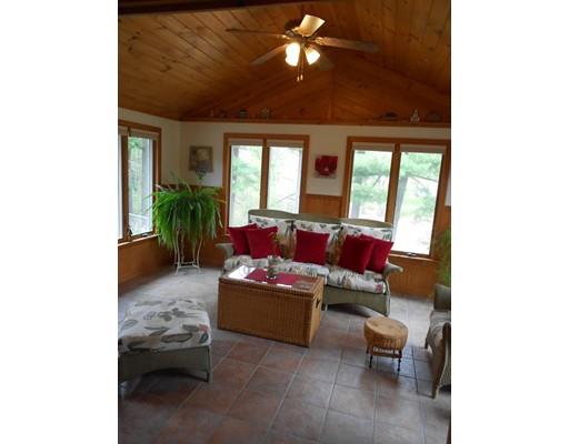 31 Sterling Dr, Easthampton, MA 01027 photo 11