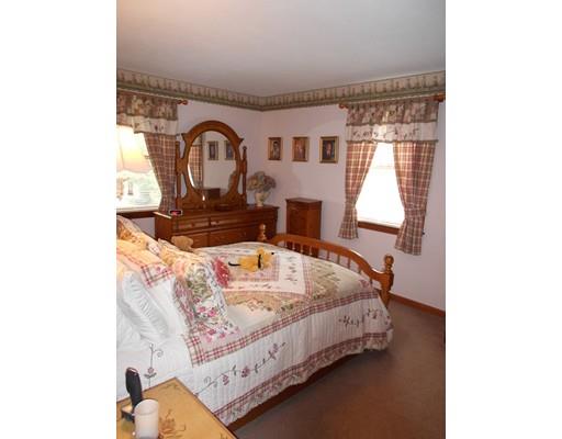 31 Sterling Dr, Easthampton, MA 01027 photo 12
