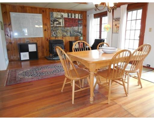5 Maple St, Haydenville, MA 01039 photo 4