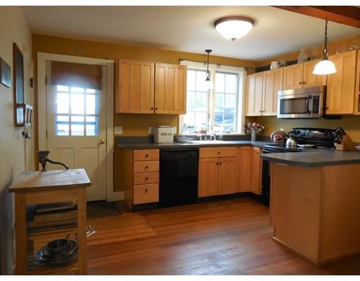 5 Maple St, Haydenville, MA 01039 photo 3
