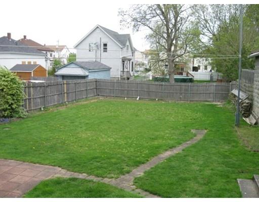 408 Palmer St, Fall River, MA 02724 photo 17