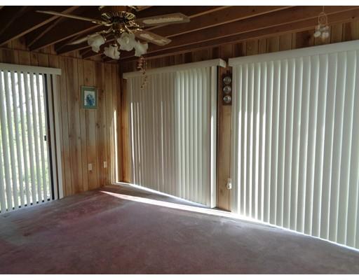 96 Hillcrest Aveue, Worcester, MA 01602 photo 9