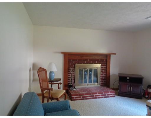 96 Hillcrest Aveue, Worcester, MA 01602 photo 10