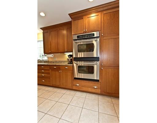 208 Pearl St, Reading, MA 01867 photo 9
