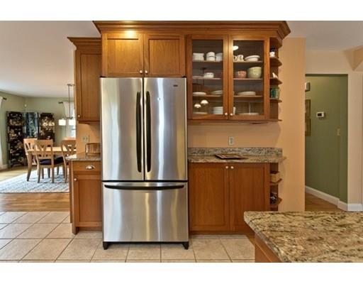 208 Pearl St, Reading, MA 01867 photo 10