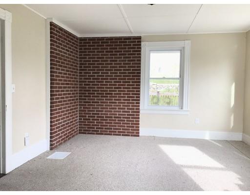 9 Bow St, Townsend, MA 01469 photo 6