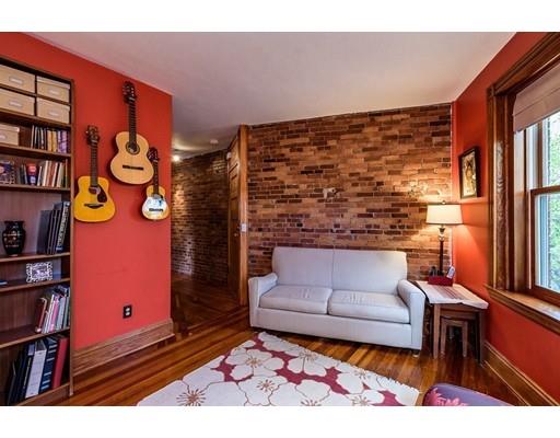6 Perry St #7, Brookline, MA 02445 photo 9
