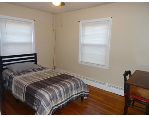 156 Clark St, Worcester, MA 01606 photo 12