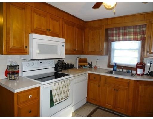 156 Clark St, Worcester, MA 01606 photo 6