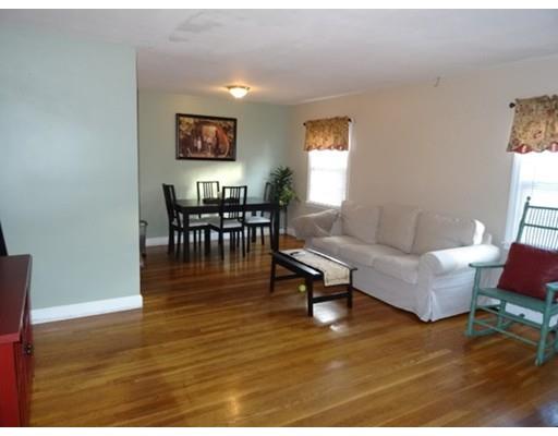 156 Clark St, Worcester, MA 01606 photo 2