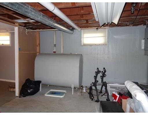 156 Clark St, Worcester, MA 01606 photo 20