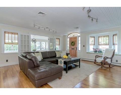 35 Marsh St, Hingham, MA 02043 photo 6