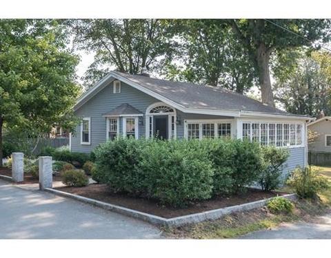 35 Marsh St, Hingham, MA 02043 photo 4