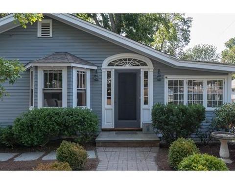35 Marsh St, Hingham, MA 02043 photo 3