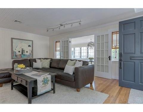 35 Marsh St, Hingham, MA 02043 photo 8
