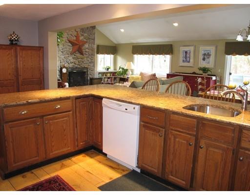 23 Mill Brook Ave, Walpole, MA 02081 photo 9