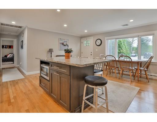 51 Birchcroft Rd, Canton, MA 02021 photo 5