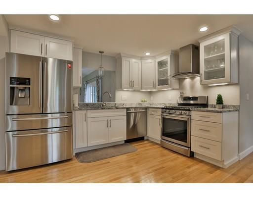 51 Birchcroft Rd, Canton, MA 02021 photo 3