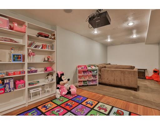 4 Howe St, Milton, MA 02186 photo 21
