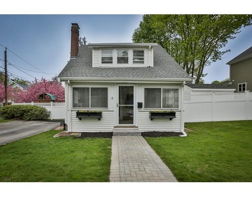4 Howe St, Milton, MA 02186 photo 2
