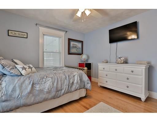 4 Howe St, Milton, MA 02186 photo 14