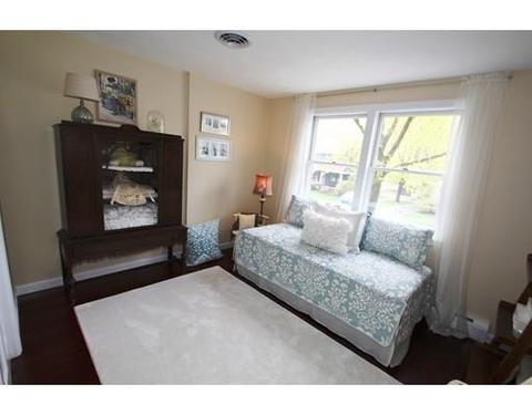 14 Sunset Rd, Stoneham, MA 02180 photo 12