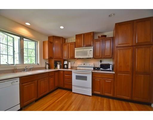 301 Central St, Framingham, MA 01701 photo 3