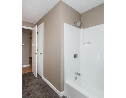 63 Laskowski St, Chicopee, MA 01020 photo 20