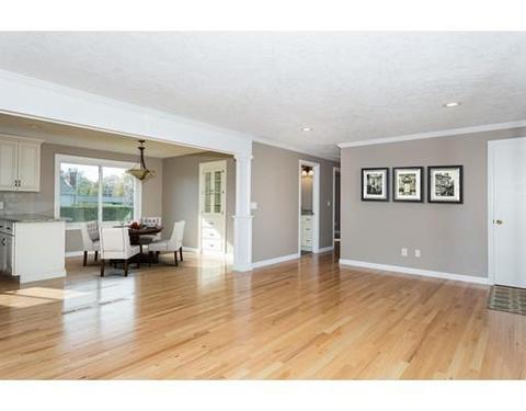 63 Laskowski St, Chicopee, MA 01020 photo 5