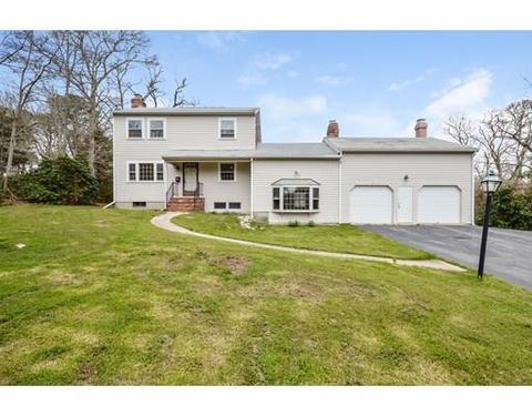 92 Maushop Ave, Barnstable, MA 02630 photo 1