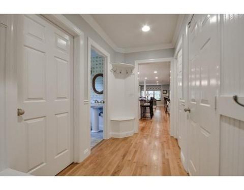 8 Woodledge Rd, Needham, MA 02492 photo 16