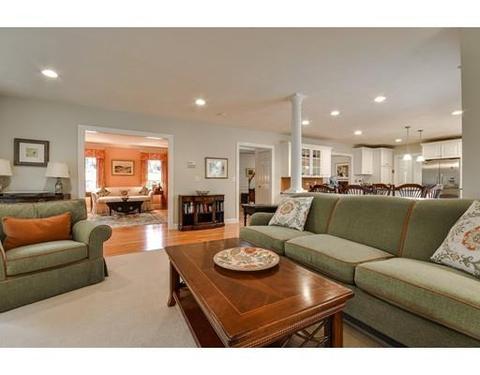 8 Woodledge Rd, Needham, MA 02492 photo 14